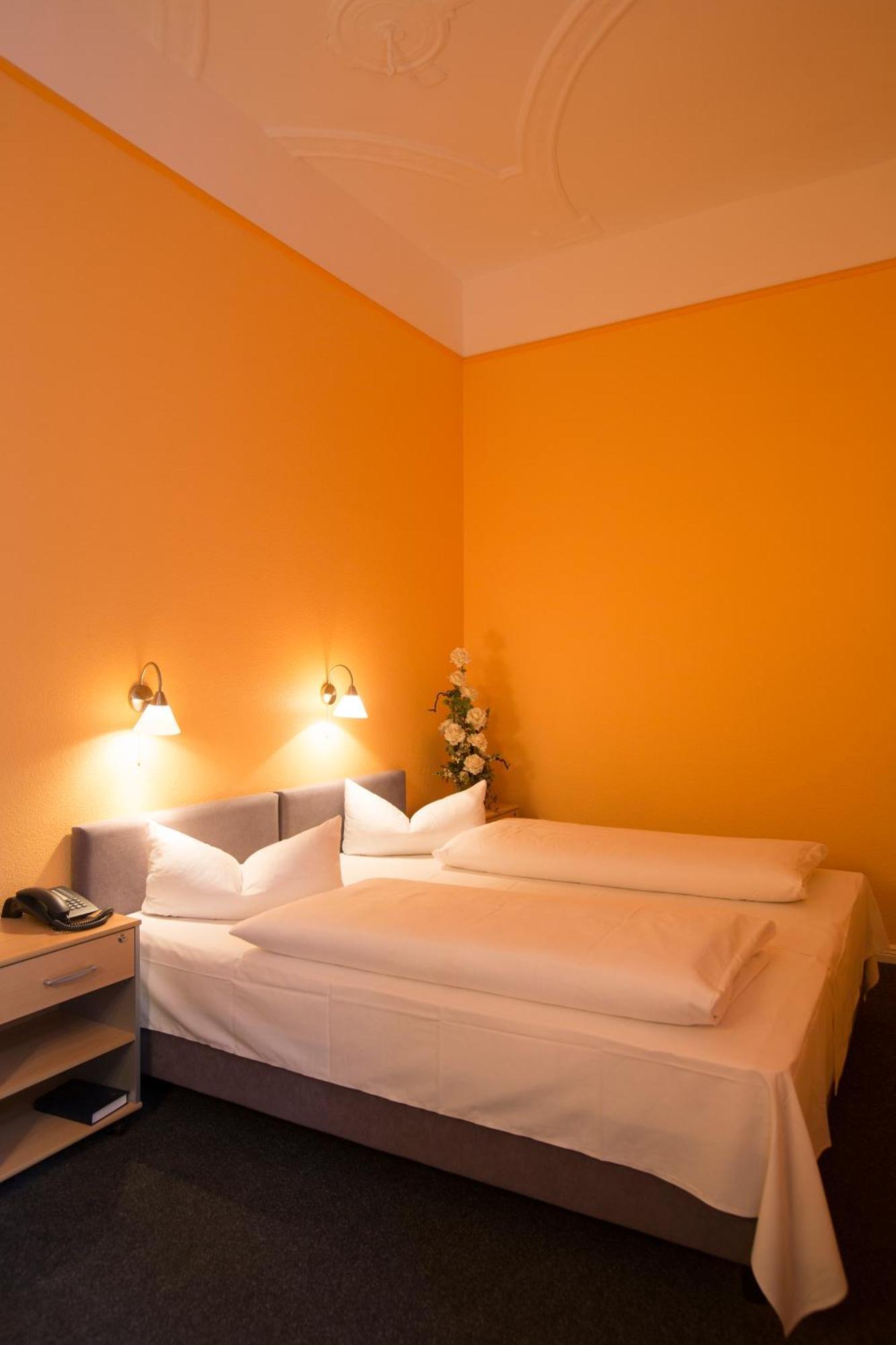 Hotel Am Hermannplatz Berlim Quarto foto